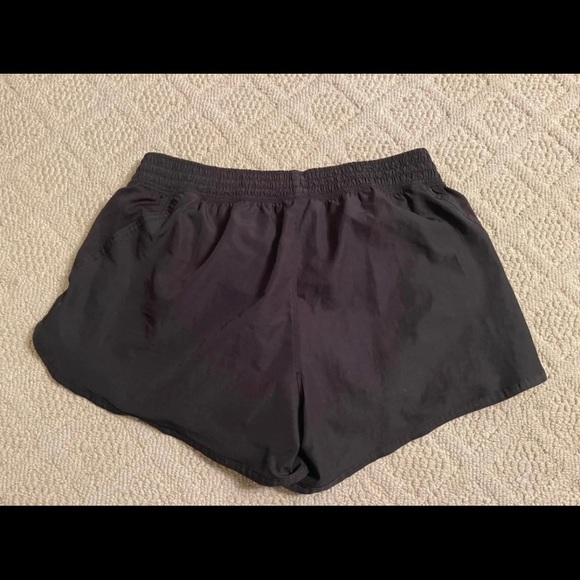 Champion Shorts - Picture 2 of 2